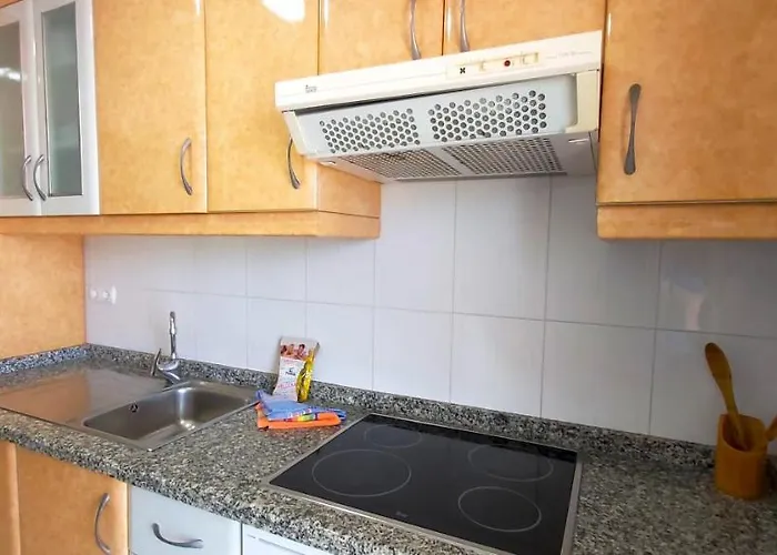 Ambar 18d - Grupo Turis *